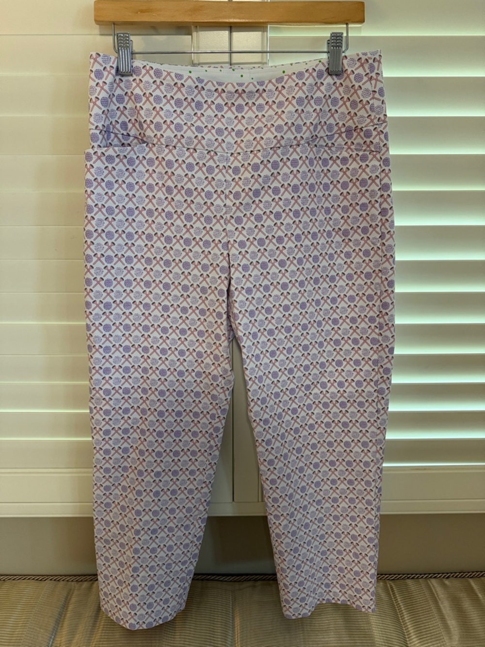Printed Cropped Women’s Pants in Lavender golf balls and tees!